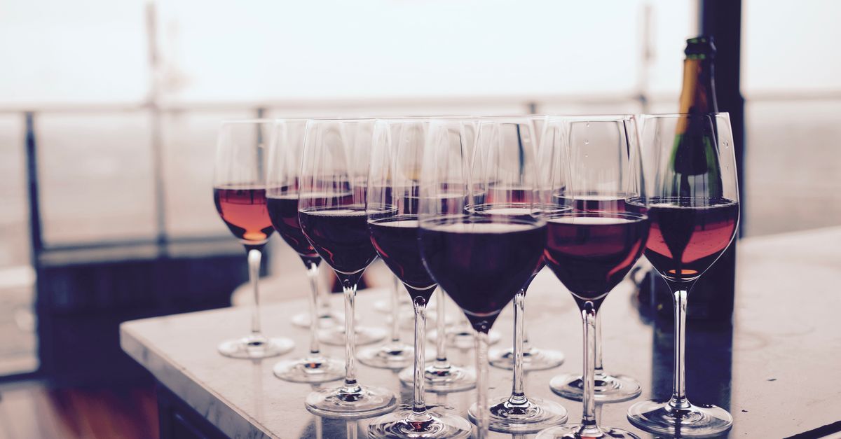 Seaside Downtown Wine Walk