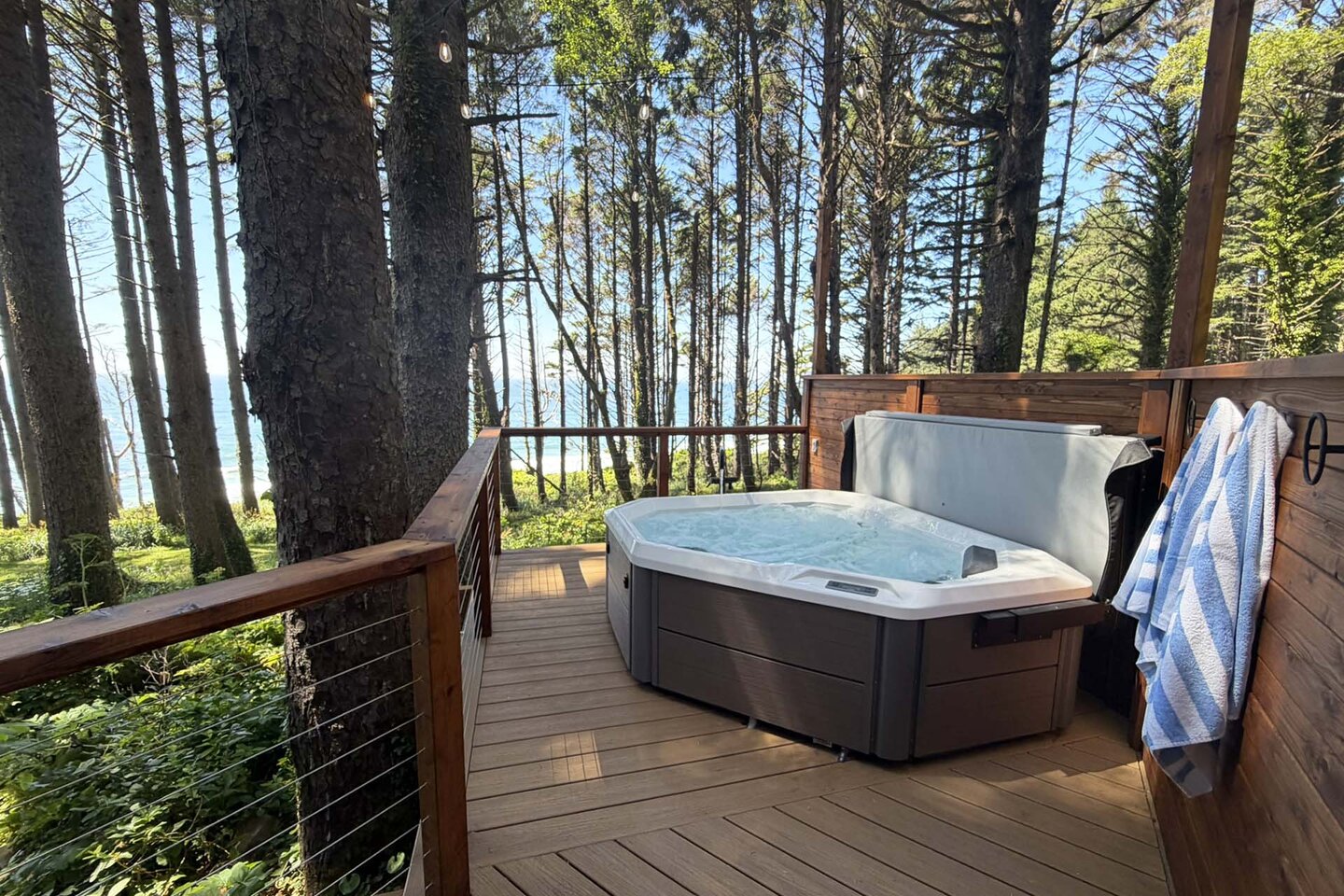 Watch the sunset from the comfort and privacy of the hot tub.