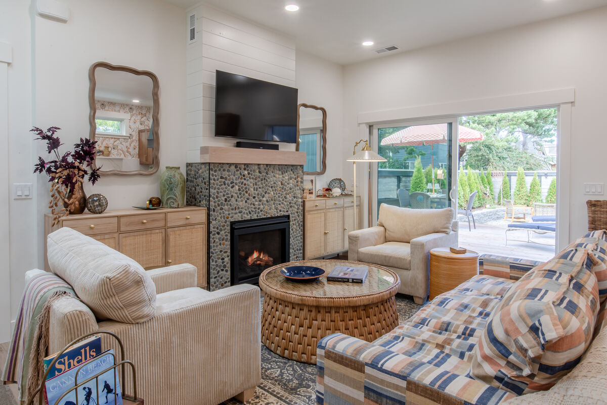 Step into coastal elegance at Turtle Cove — photo 2