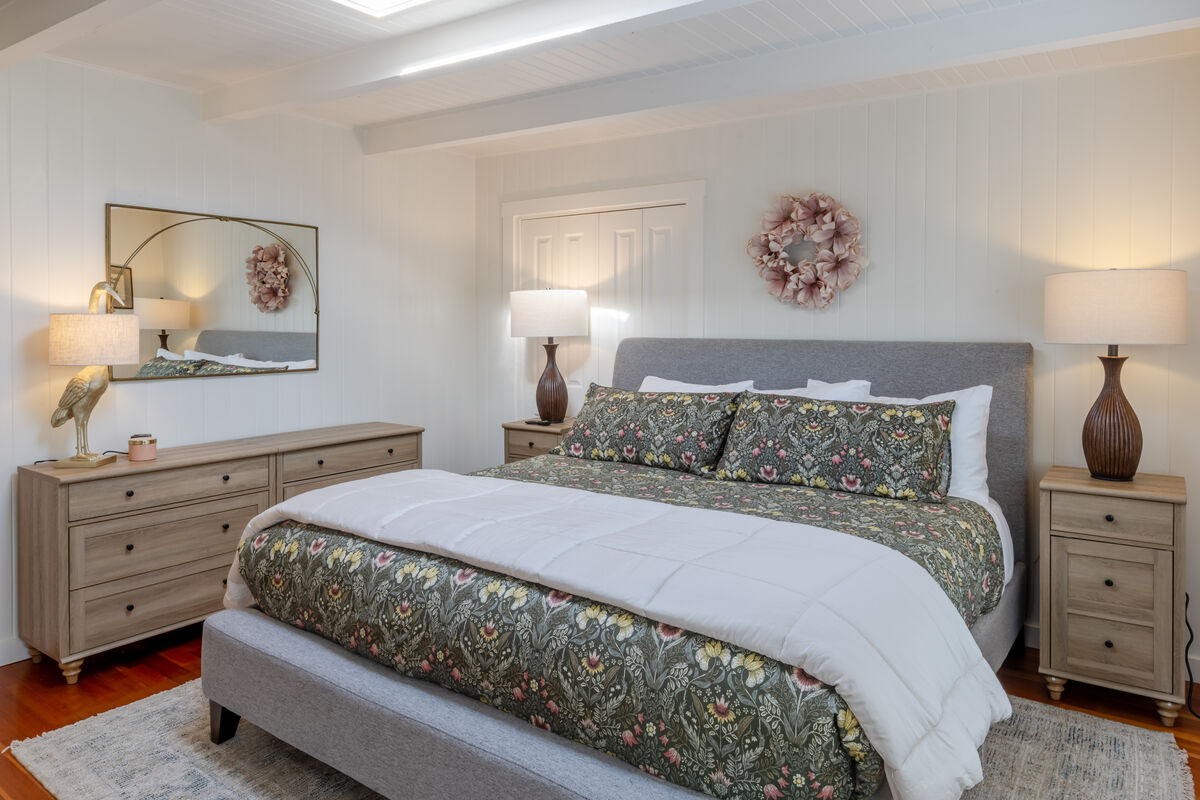 Rabbit Hill Cottage, a beautifully updated century-old home — photo 4