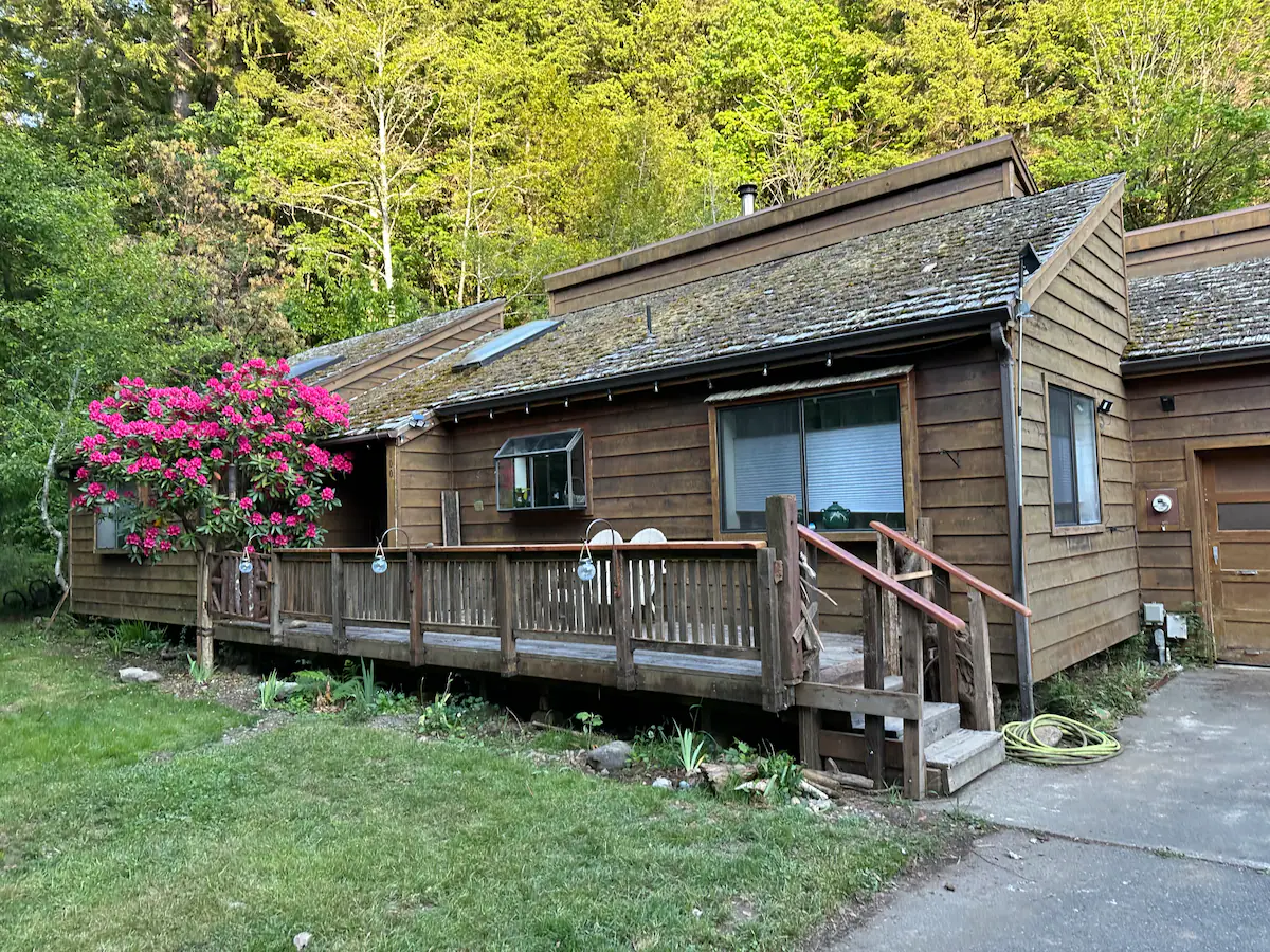 Z's Place – Hiouchi