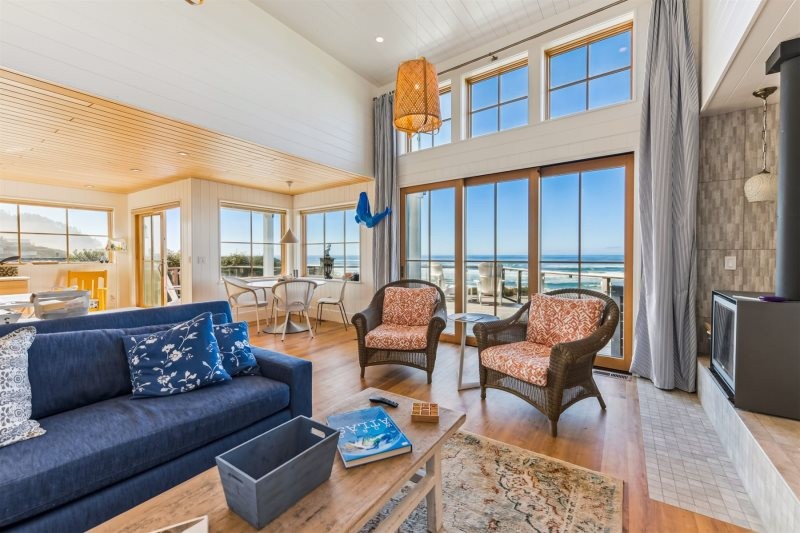 Custom Oregon Beach Vacation Homes with Accessible Features