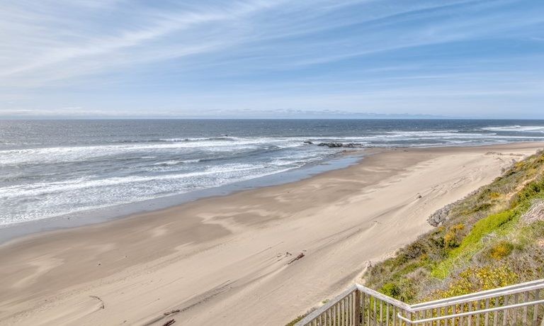 Olivia Beach Lodging for Group Getaways